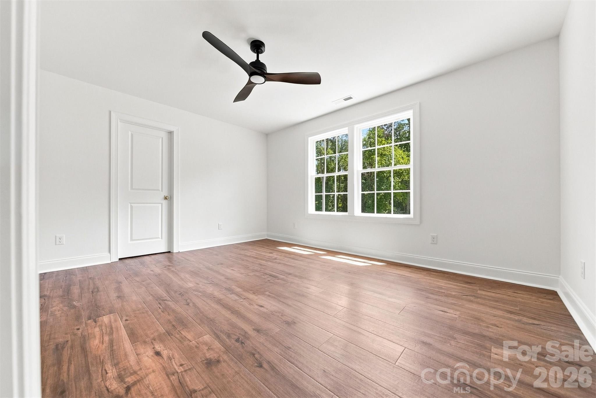 5317 Shoreline Way — Granite Falls