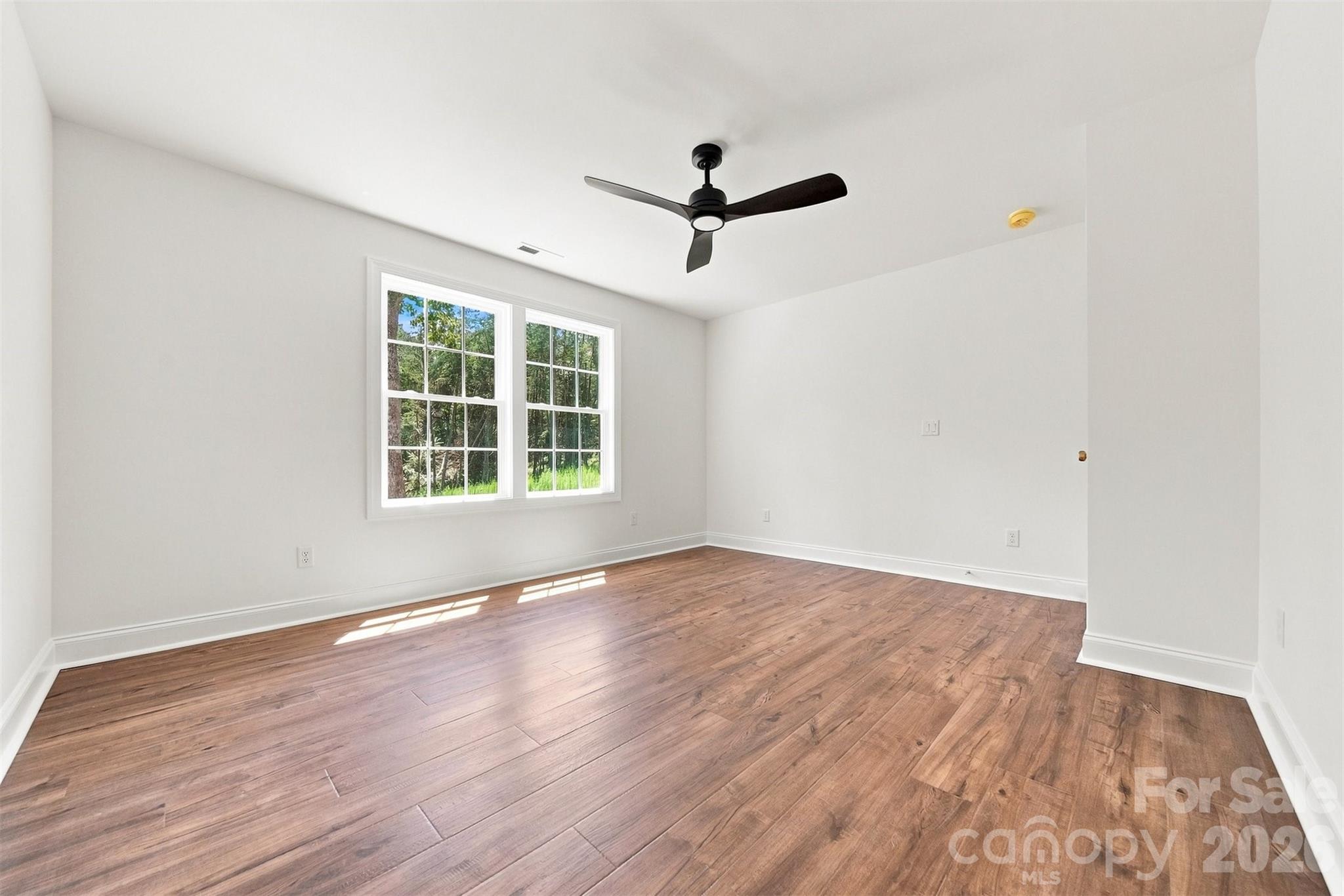 5317 Shoreline Way — Granite Falls
