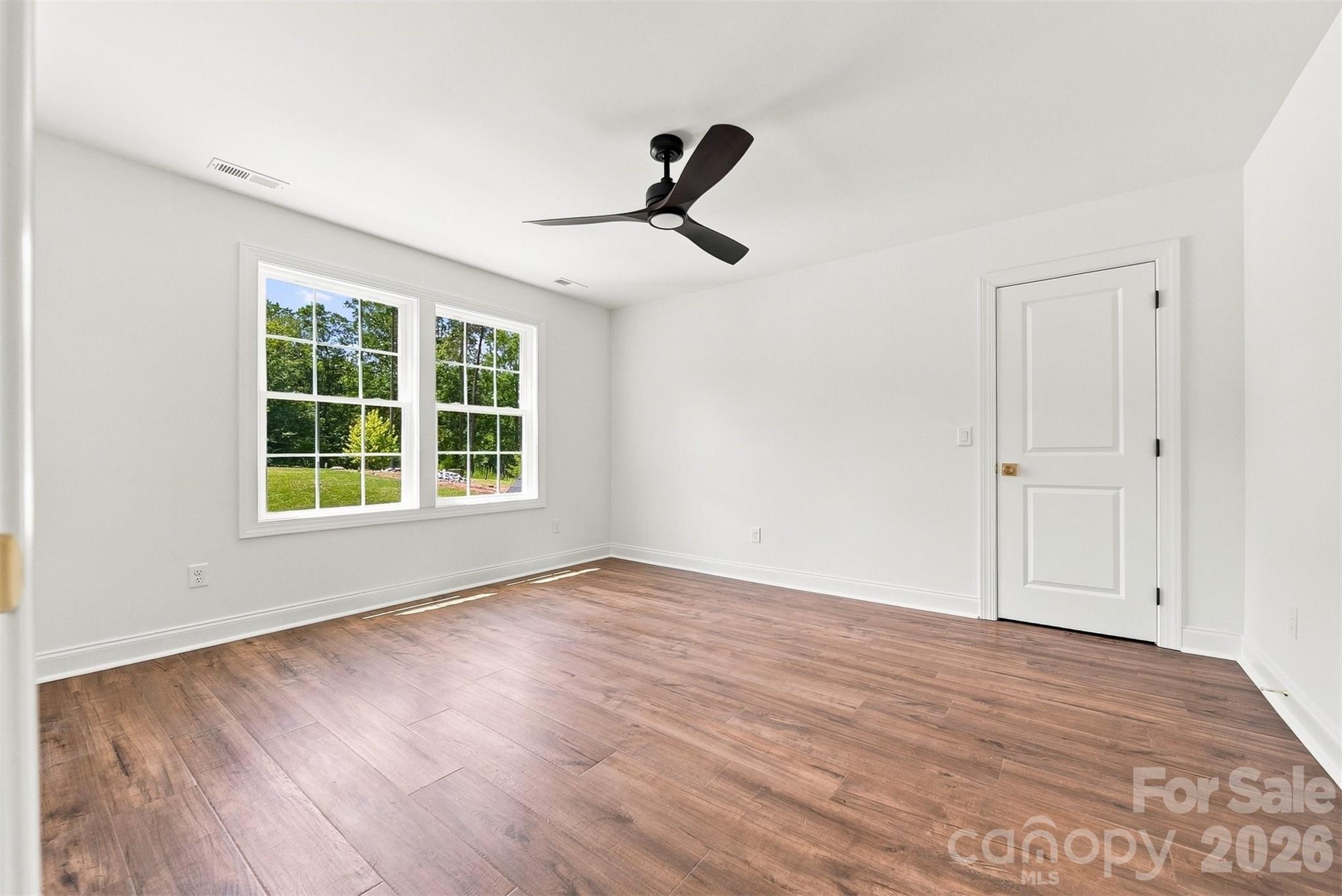 5317 Shoreline Way — Granite Falls