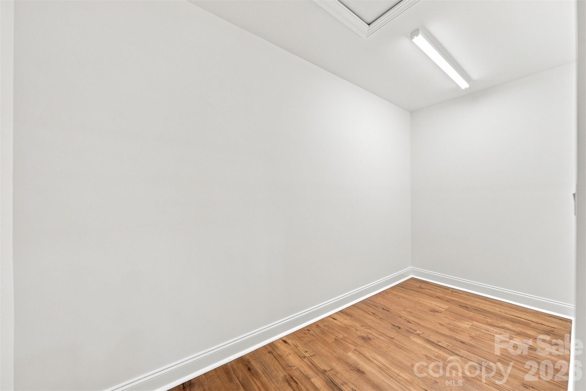 5317 Shoreline Way — Granite Falls