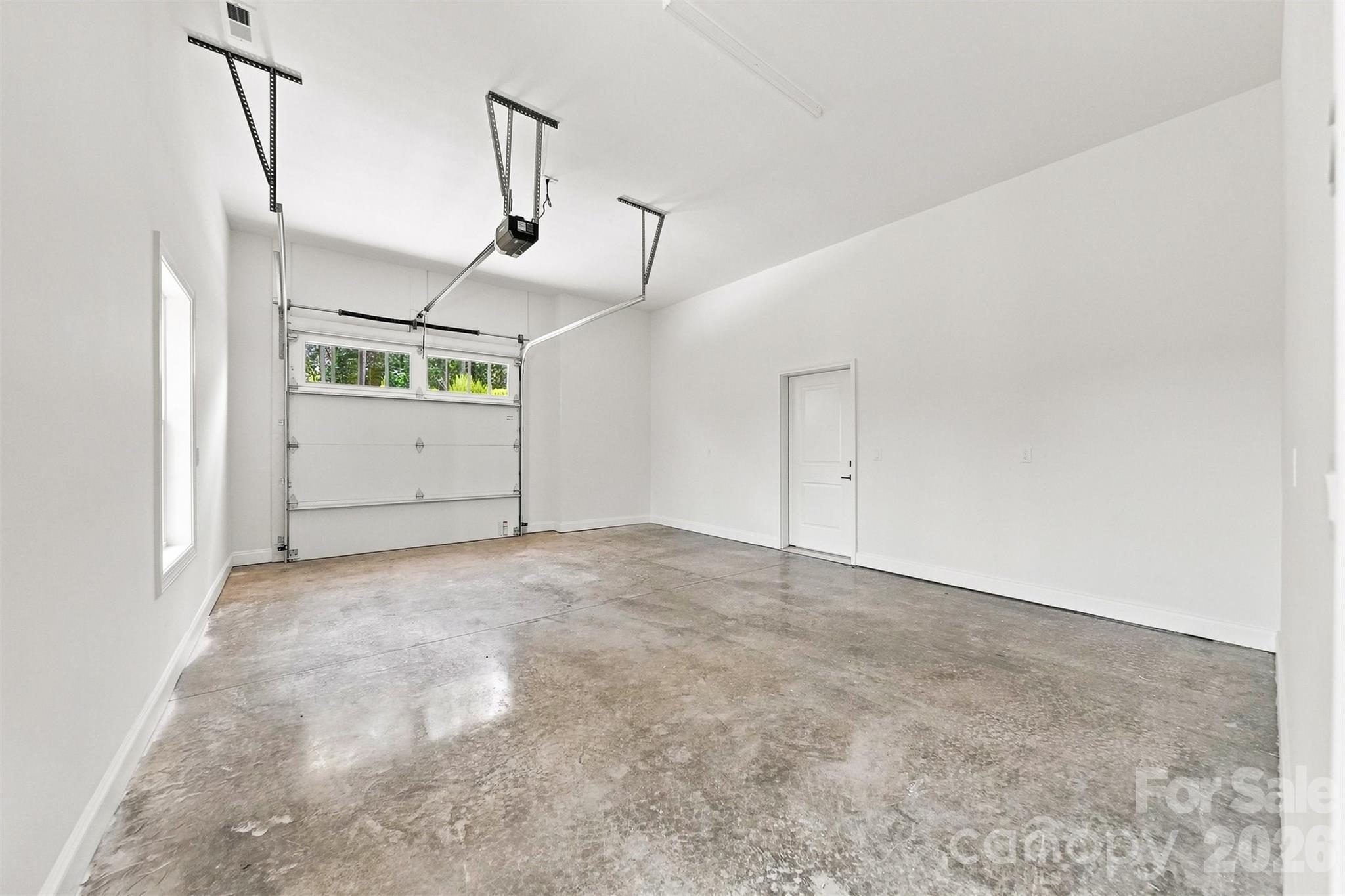 5317 Shoreline Way — Granite Falls