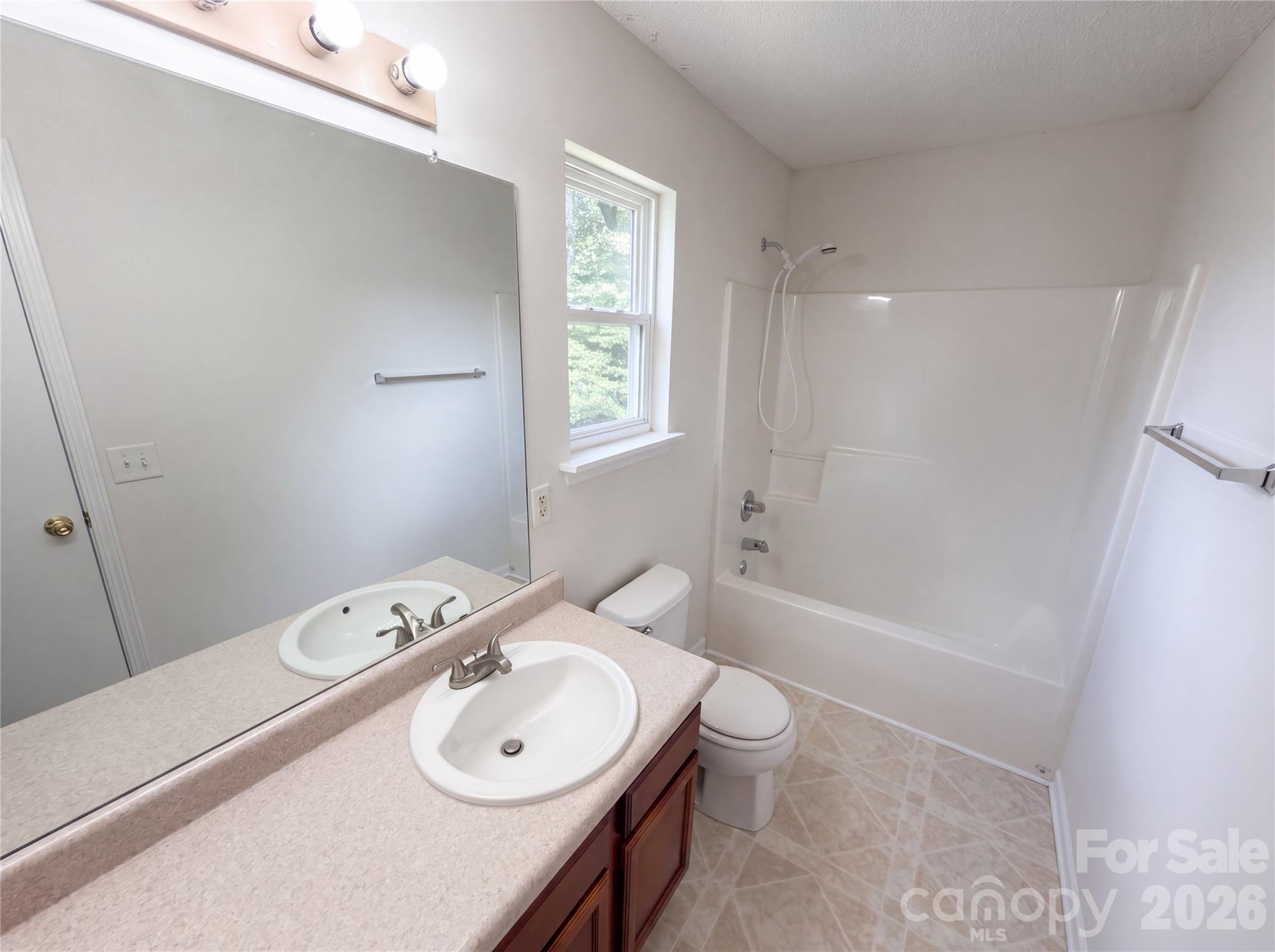 229 Waterlemon Way — Monroe