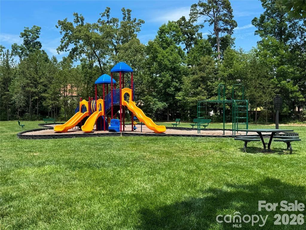 229 Waterlemon Way — Monroe