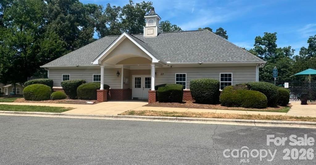 229 Waterlemon Way — Monroe