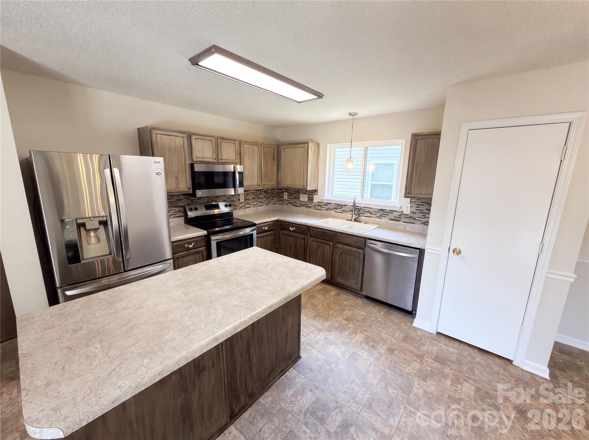229 Waterlemon Way — Monroe
