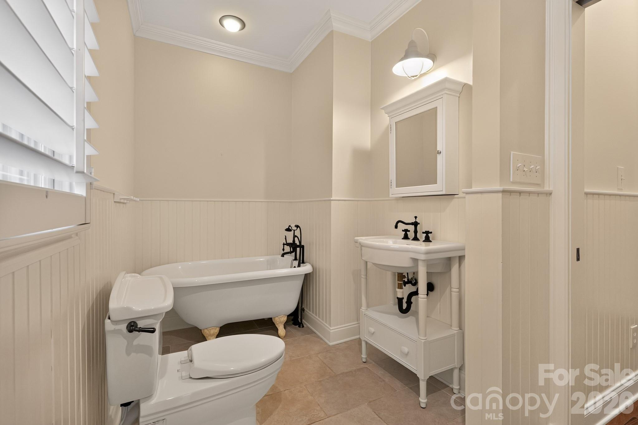 745 Saint Andrews Road — Statesville
