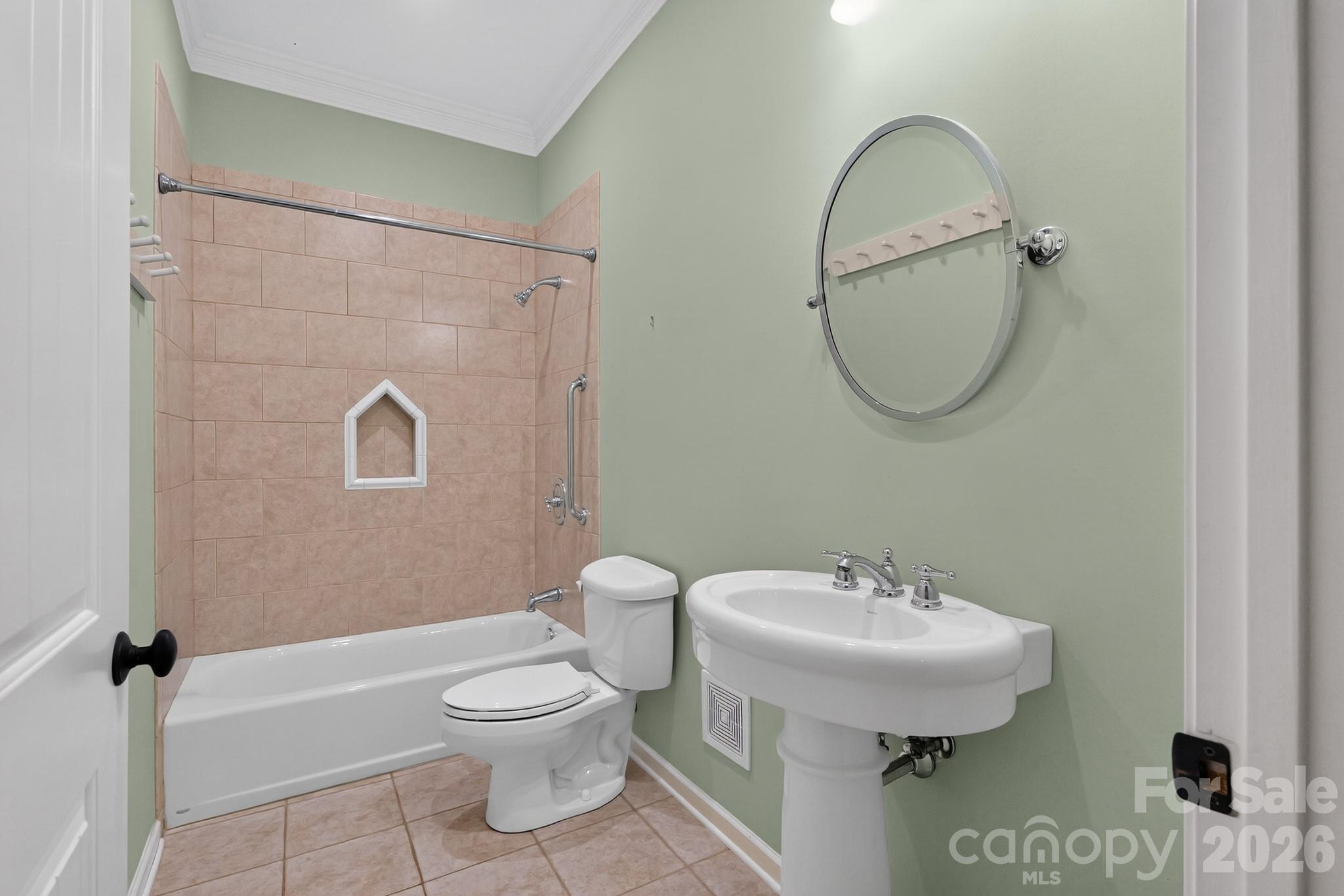 745 Saint Andrews Road — Statesville