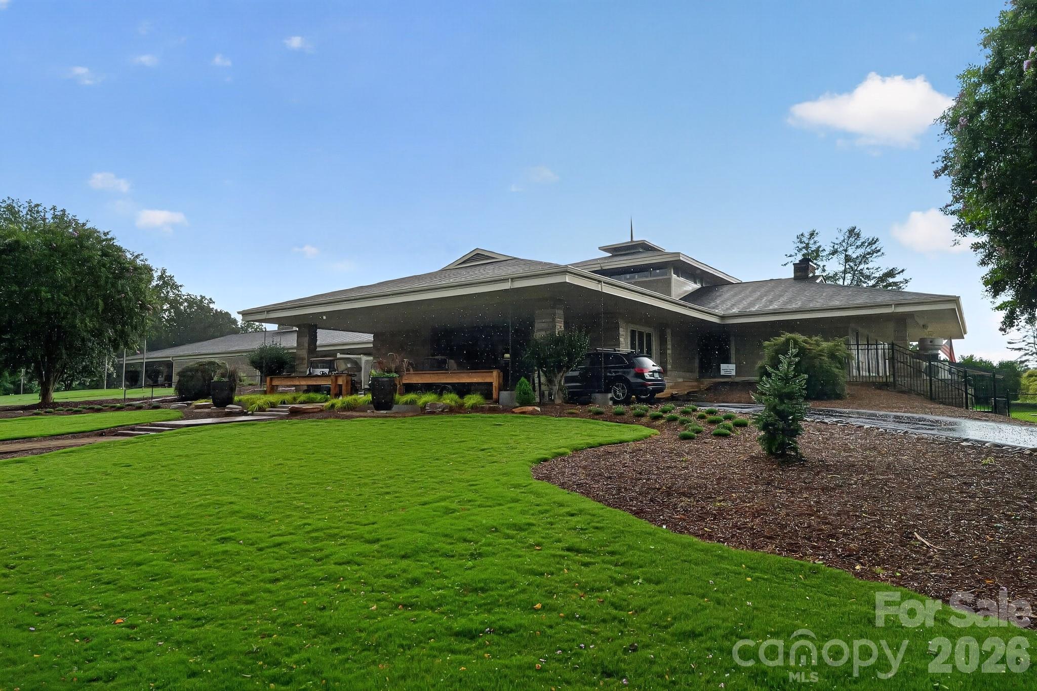 745 Saint Andrews Road — Statesville
