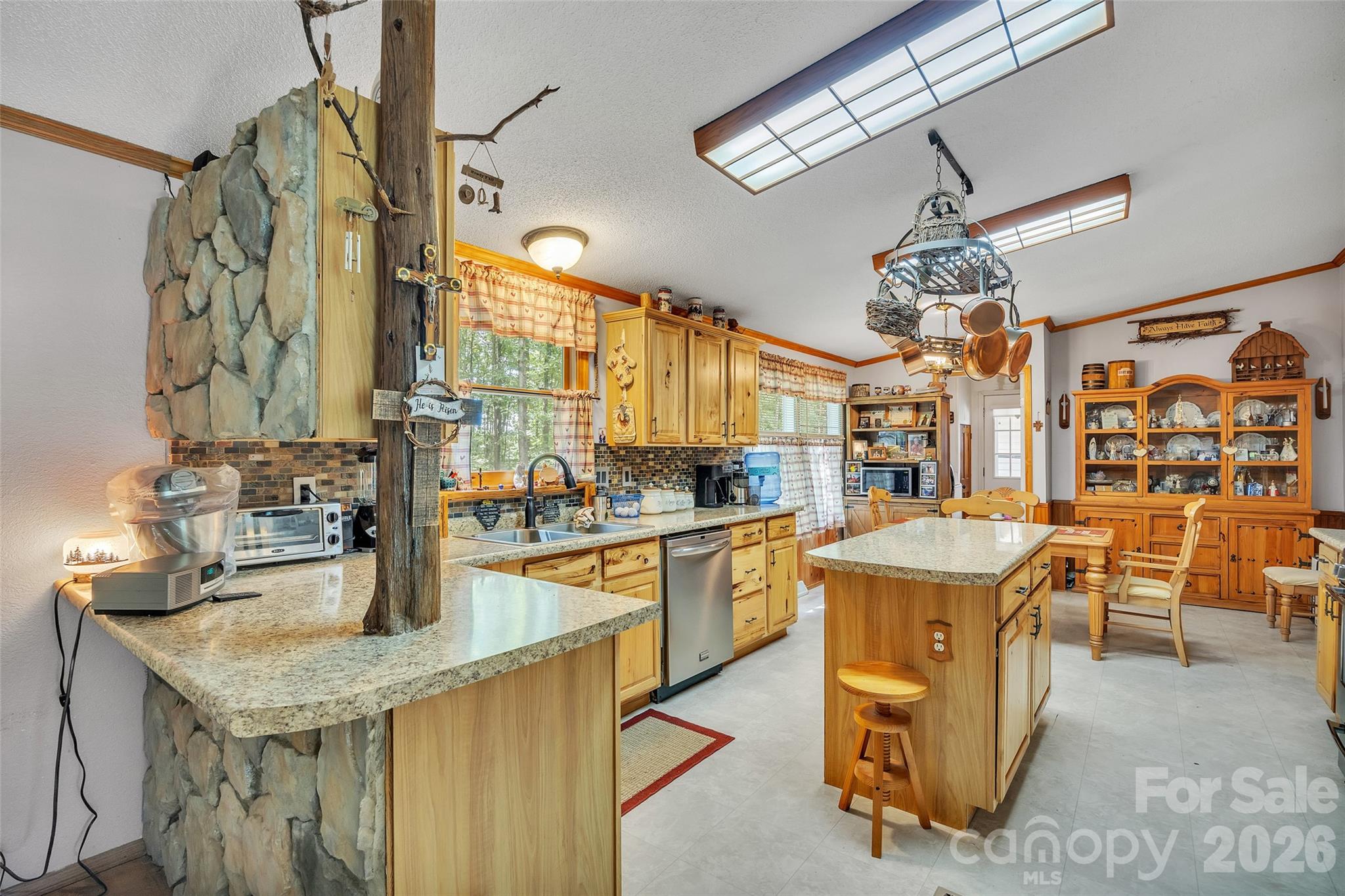 660 Lake Fork Road — Salisbury