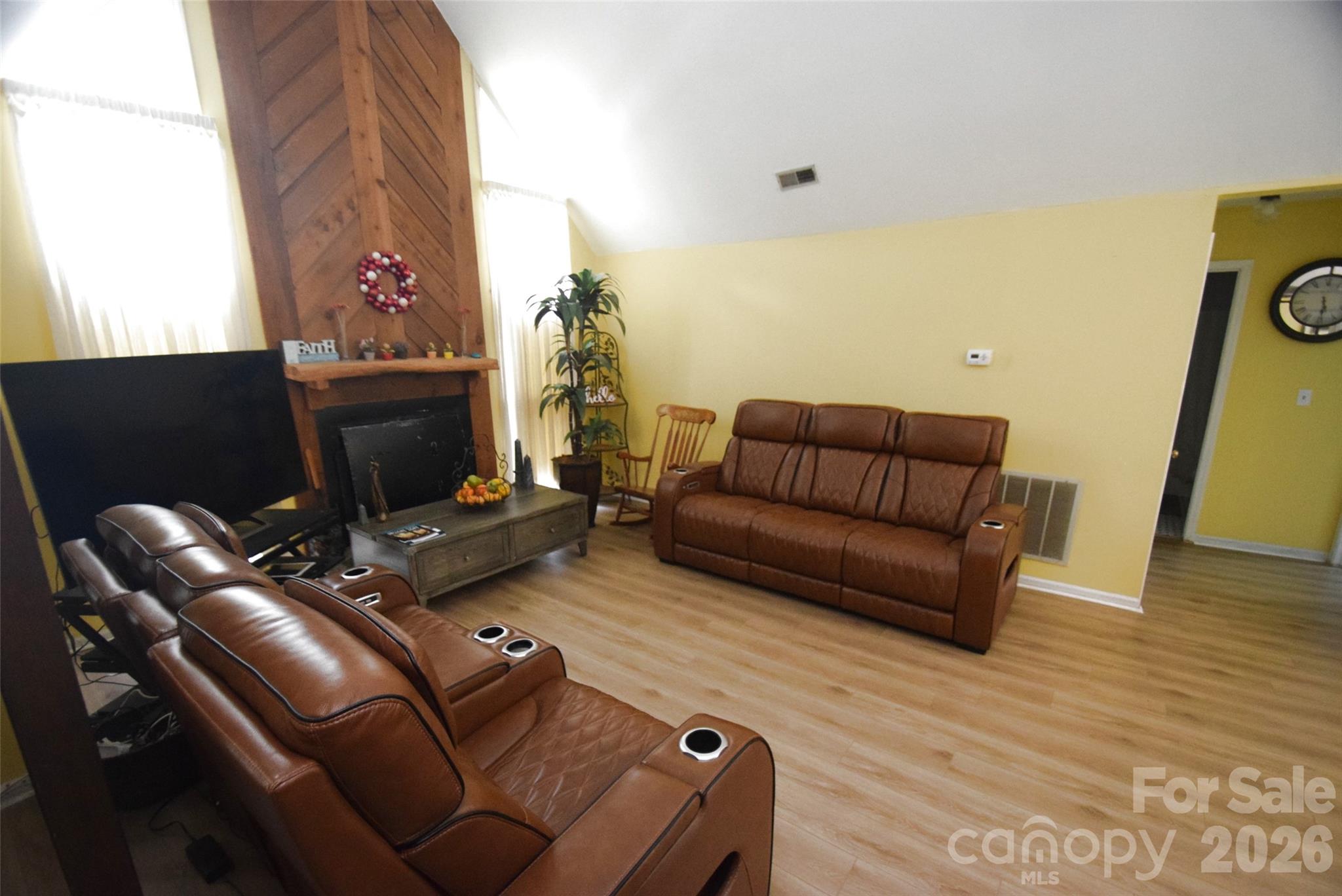 12202 Charing Grove Lane — Charlotte