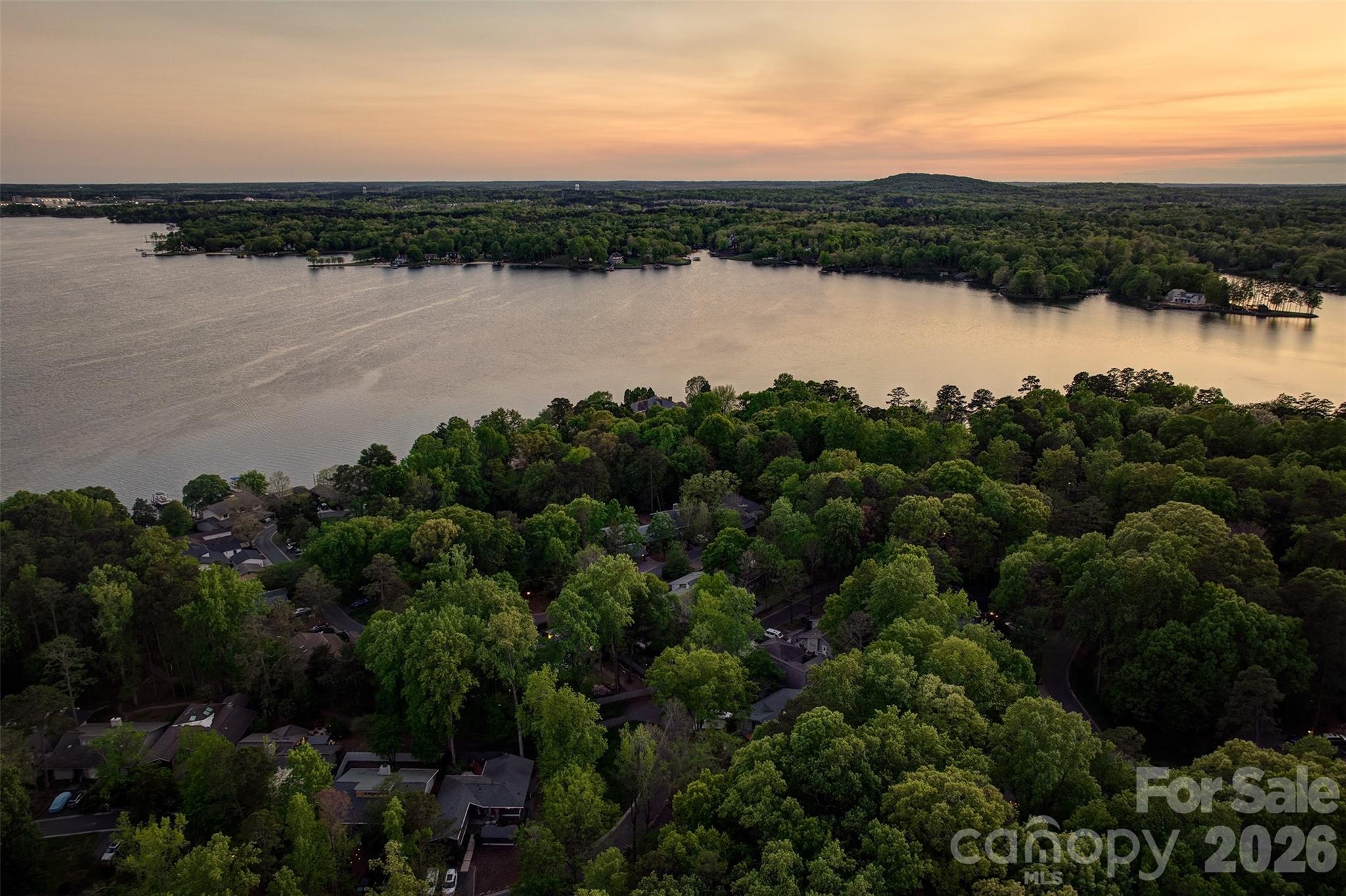3 King Haigler Chase Street — Lake Wylie