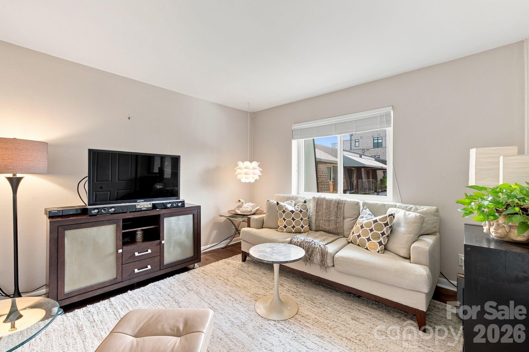 1323 Queens Road #419 — Charlotte