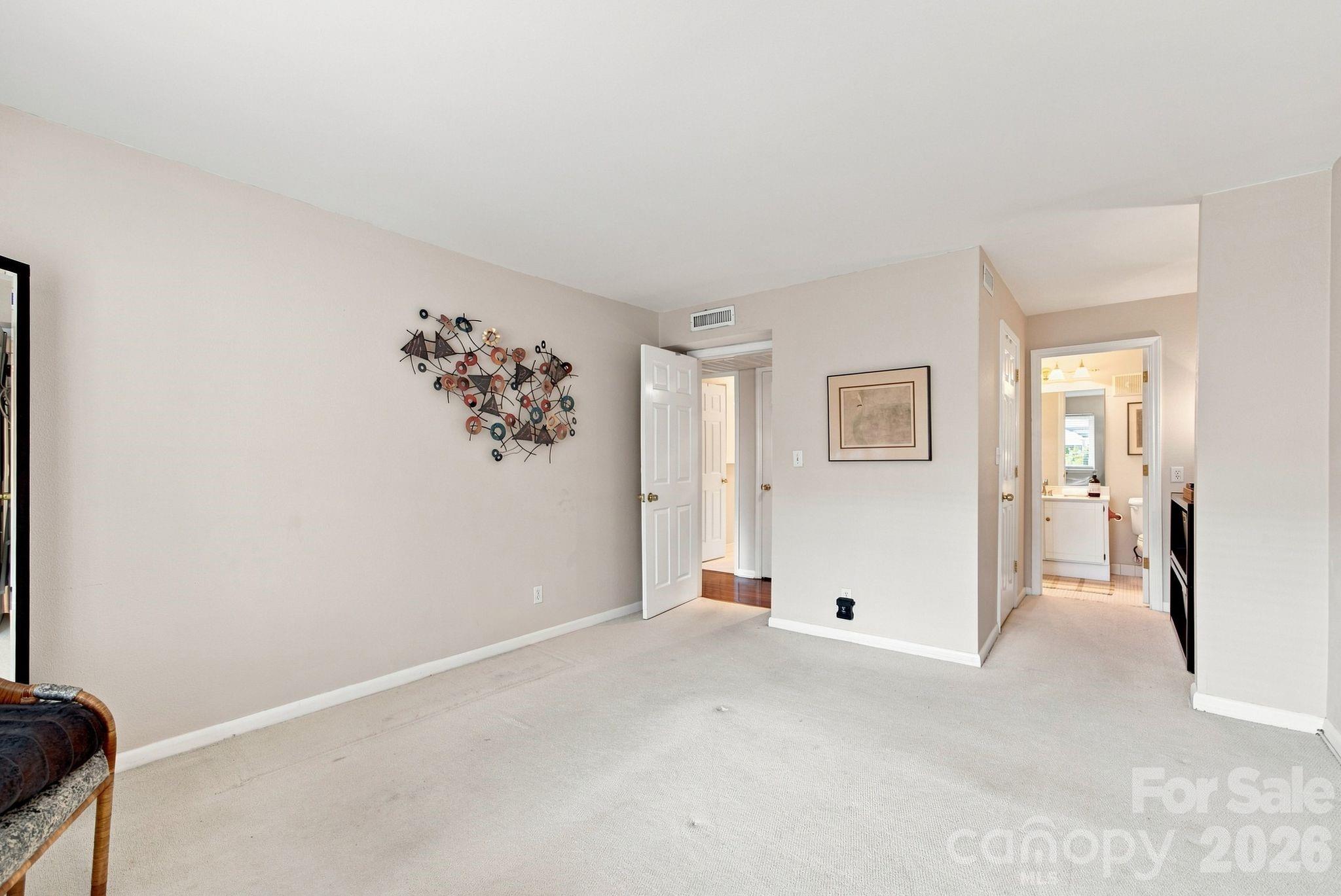 1323 Queens Road #419 — Charlotte