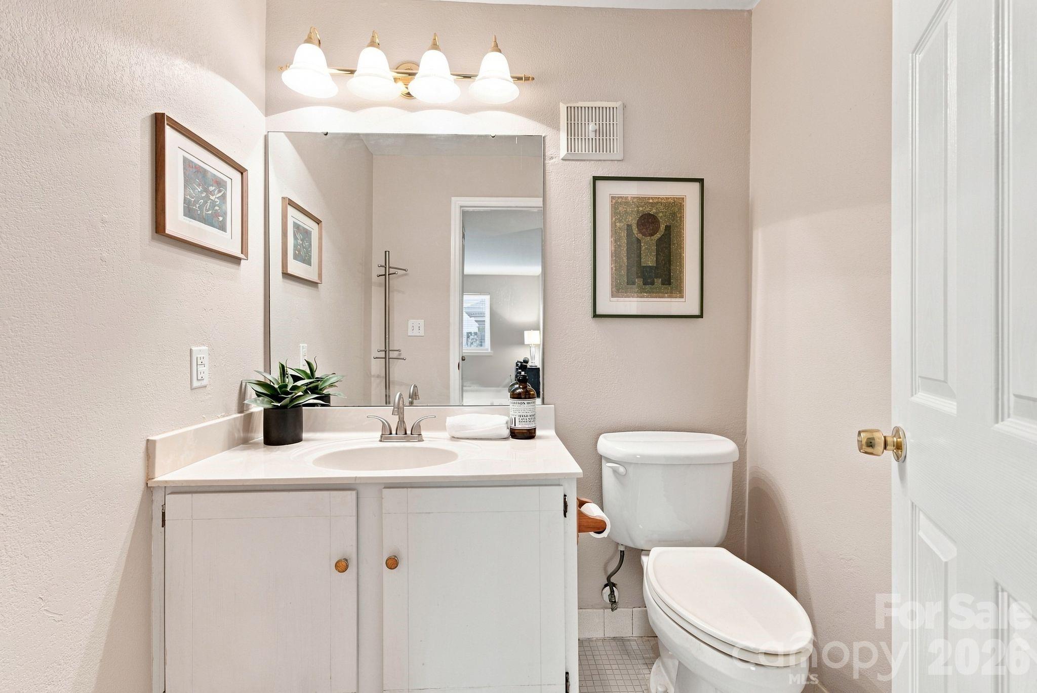 1323 Queens Road #419 — Charlotte