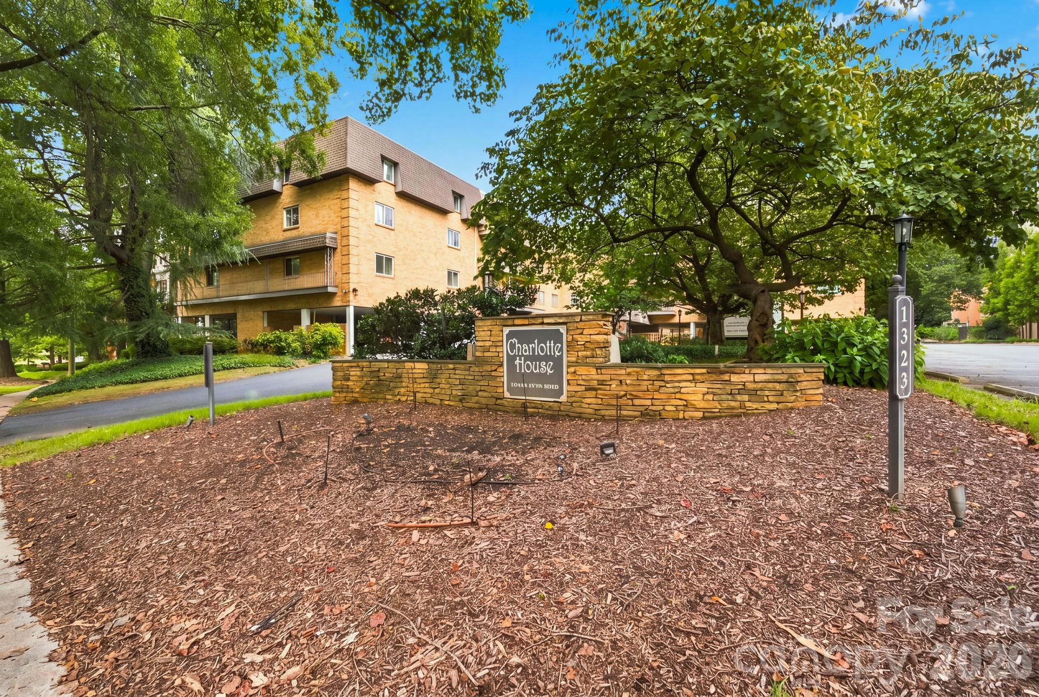 1323 Queens Road #419 — Charlotte
