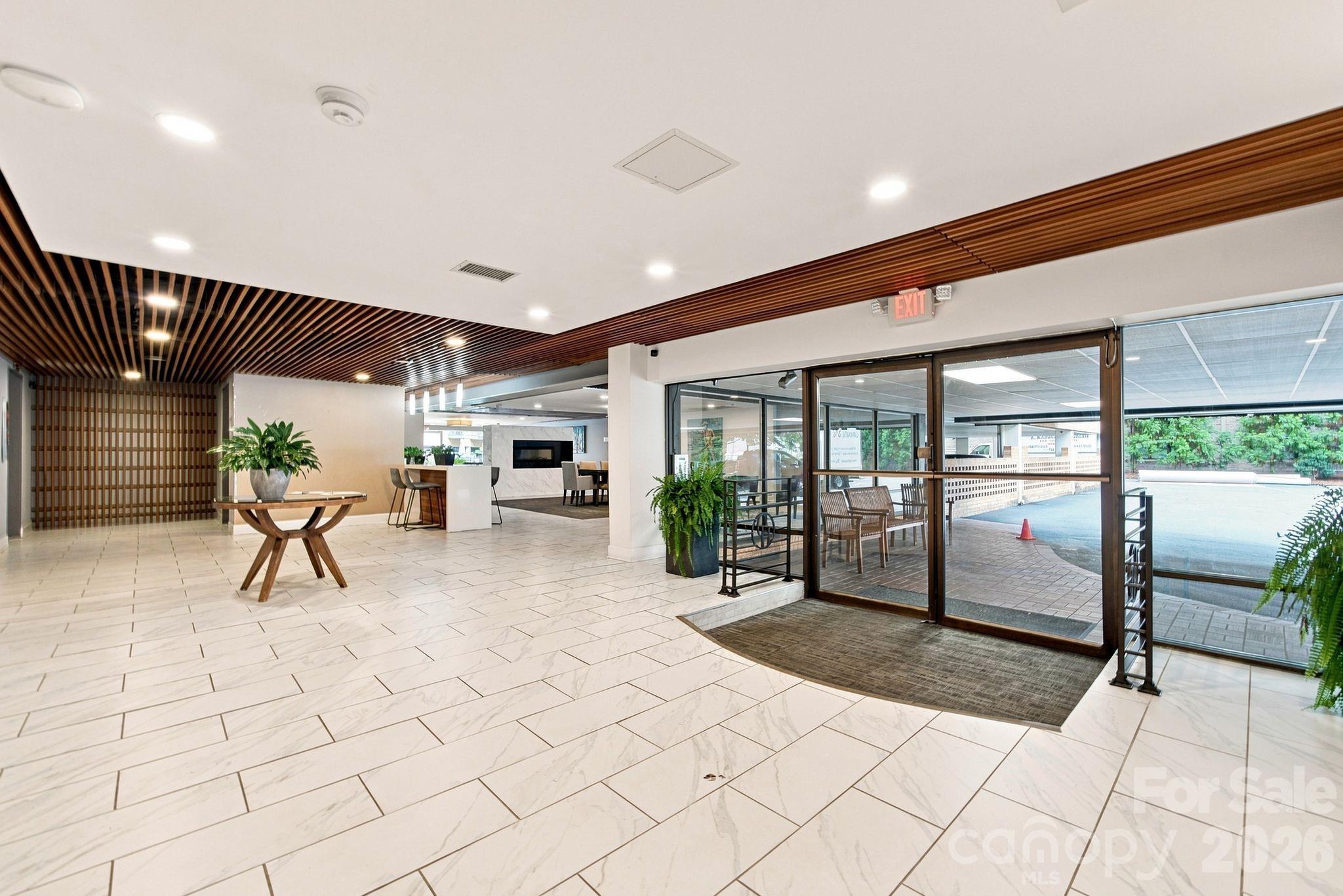 1323 Queens Road #419 — Charlotte