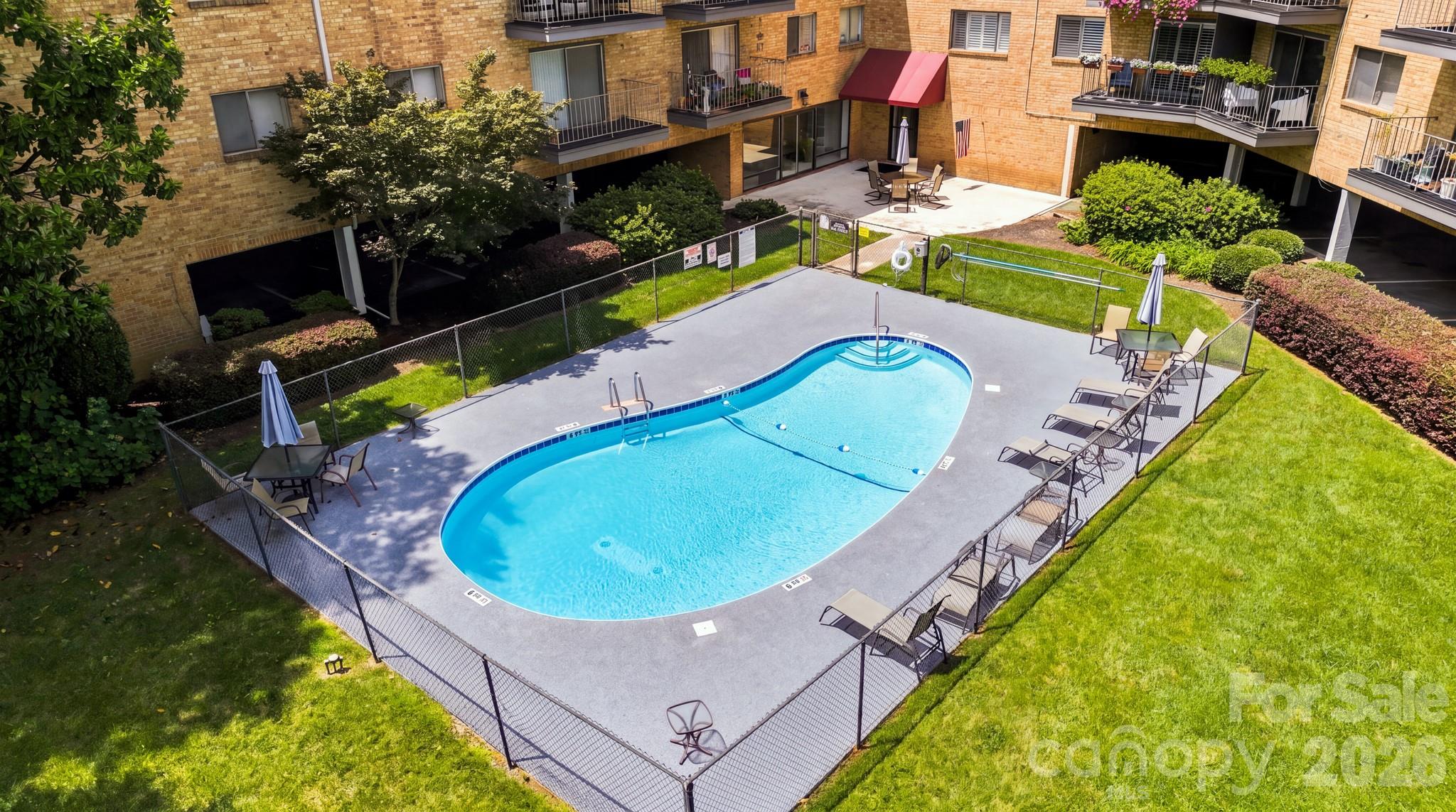 1323 Queens Road #419 — Charlotte