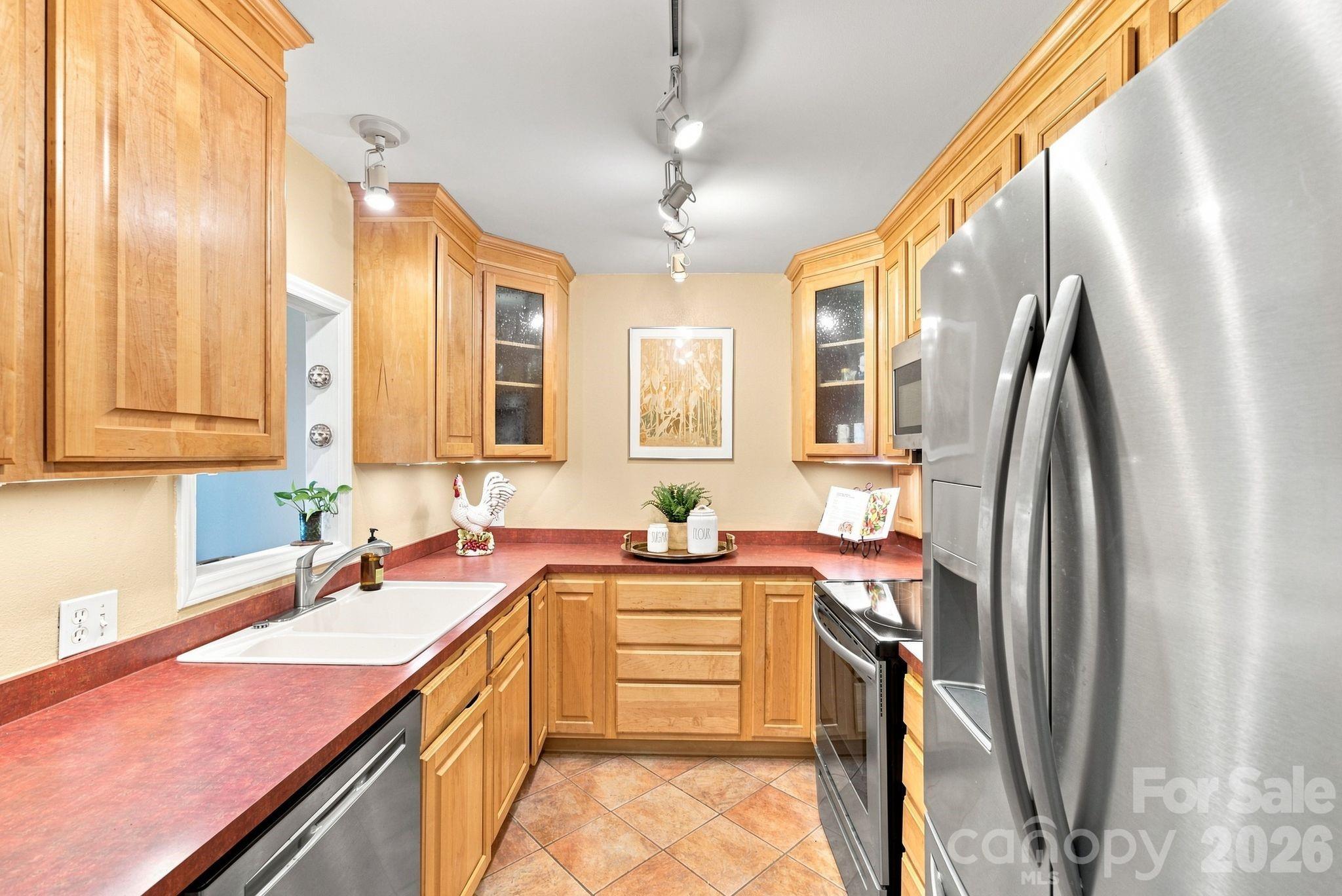 1323 Queens Road #419 — Charlotte