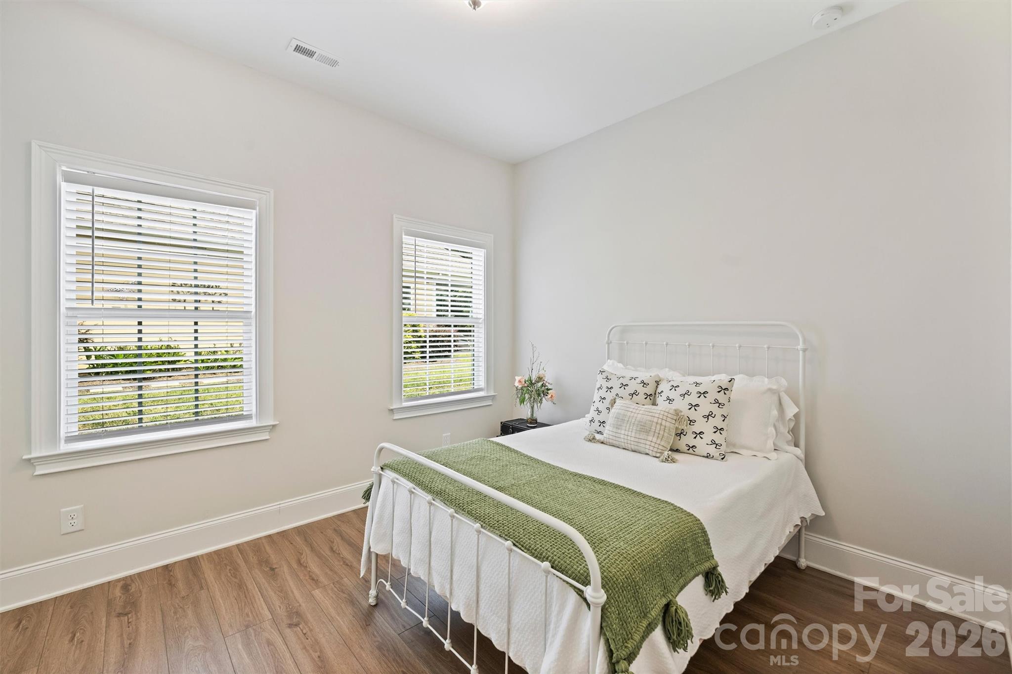 10542 Sweethaven Lane — Harrisburg