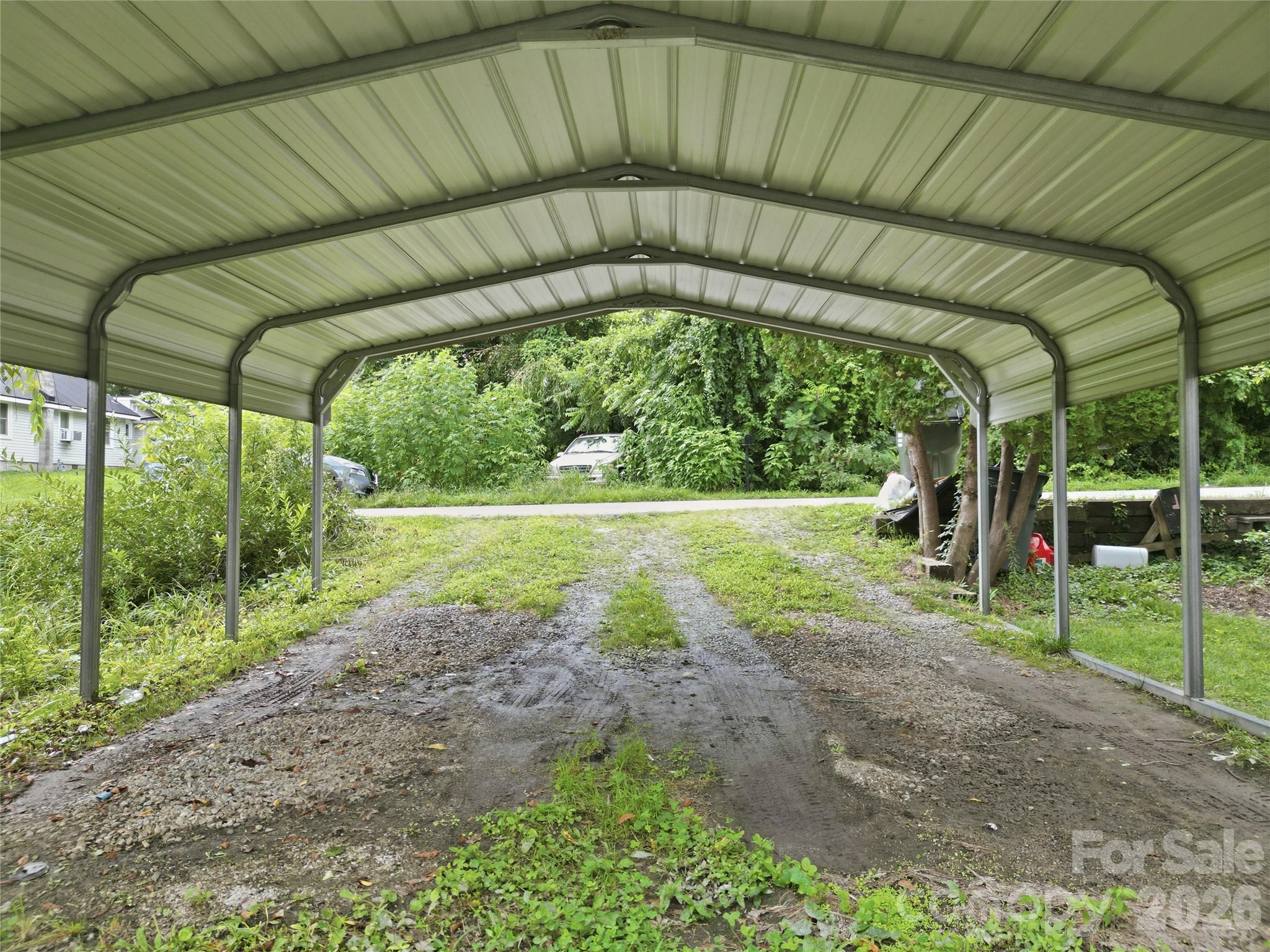 307 Beverly Avenue — Hendersonville