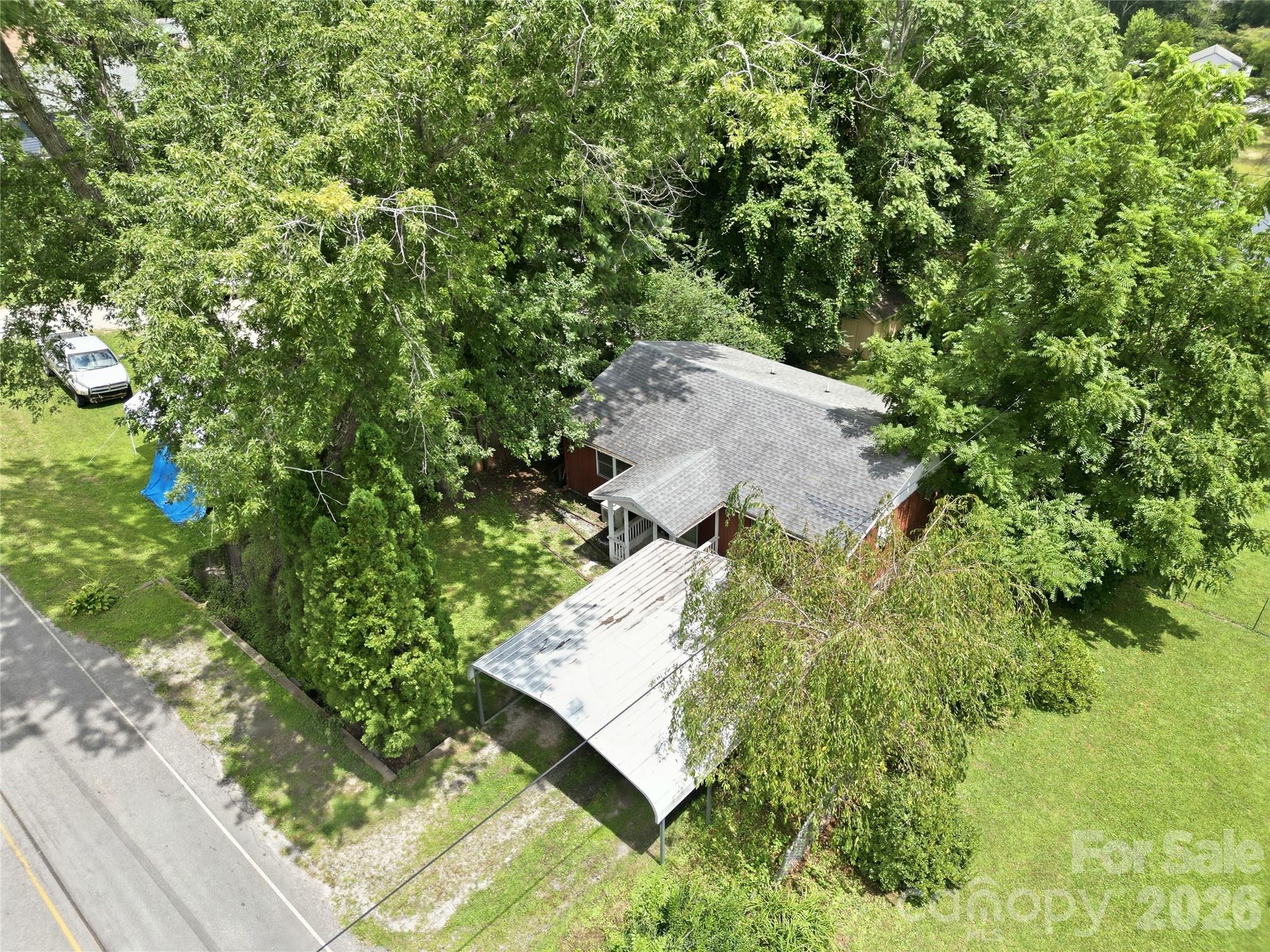 307 Beverly Avenue — Hendersonville