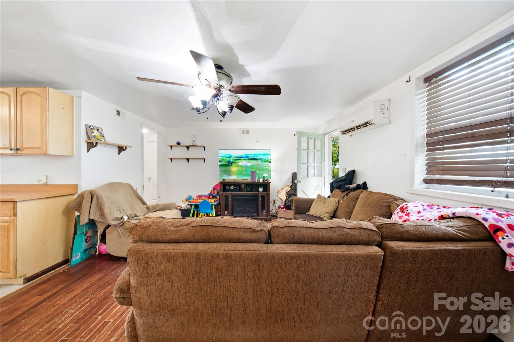 307 Beverly Avenue — Hendersonville