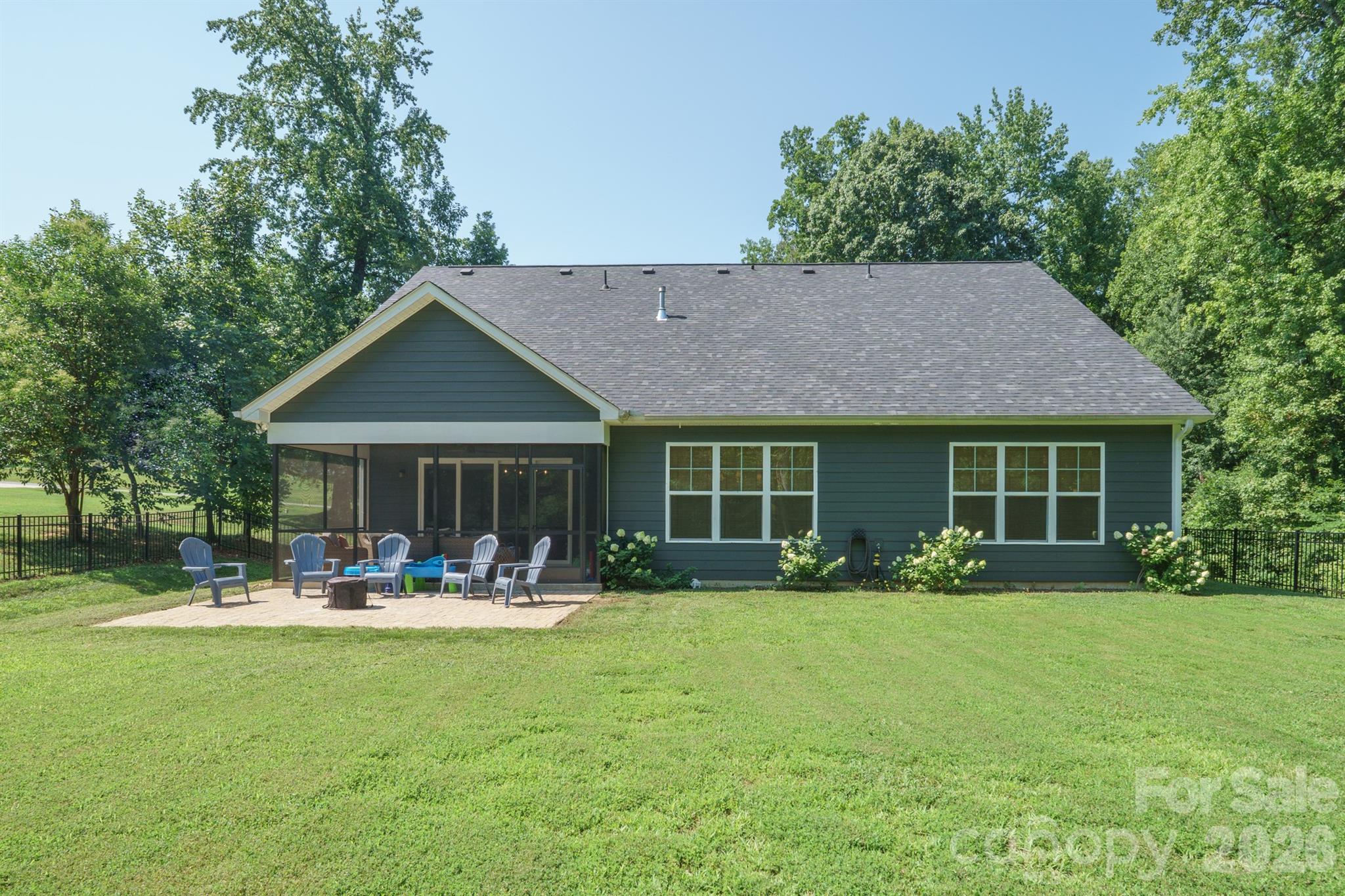 2976 Walter Drive NW — Concord