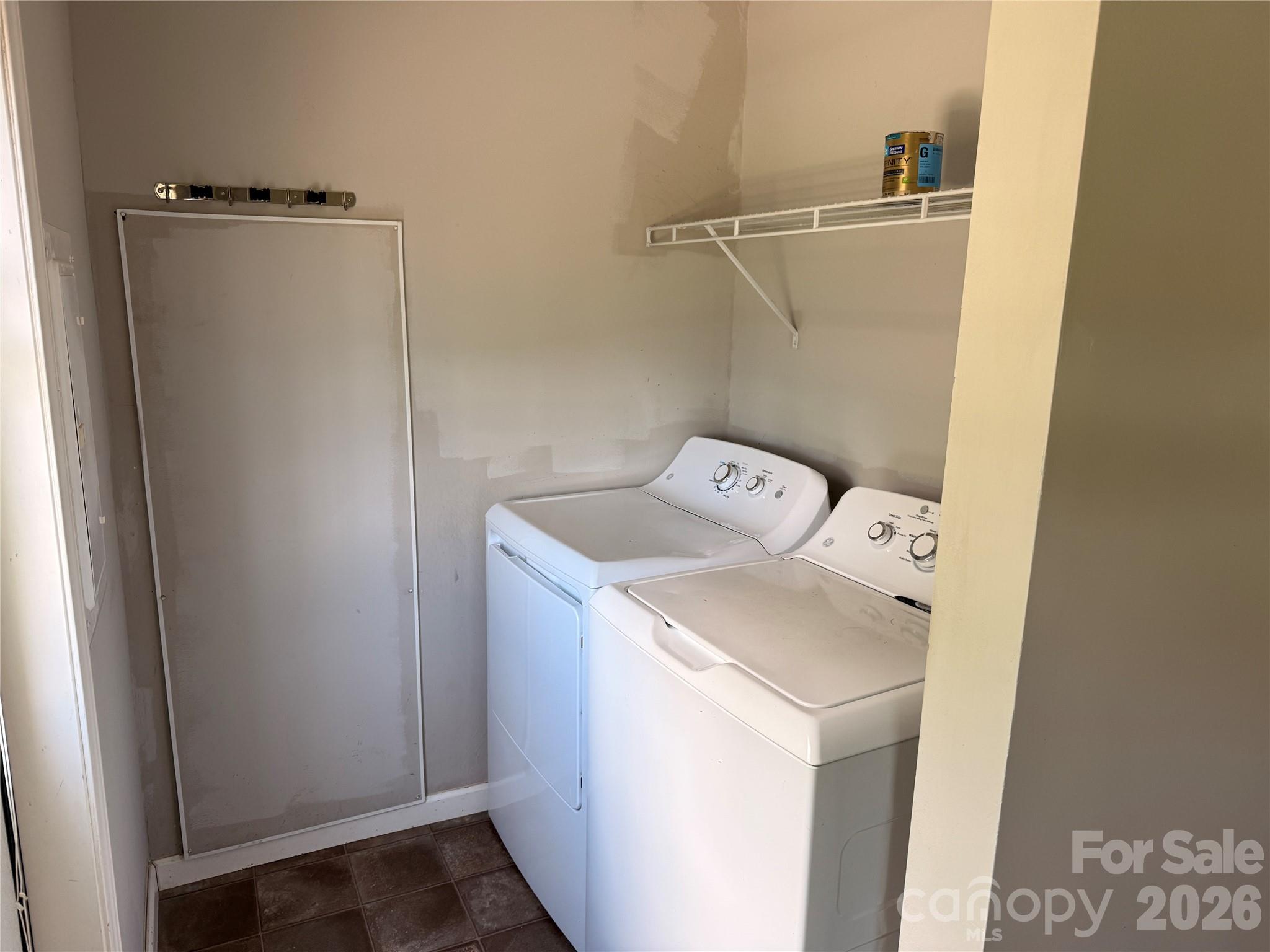 166 Albert Drive — Flat Rock