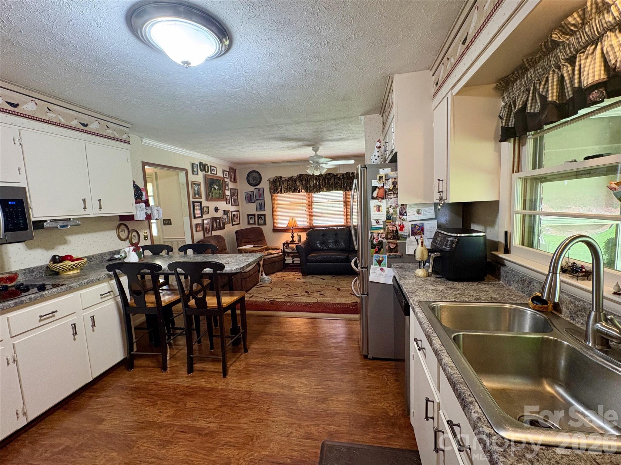 11 Thornberry Drive — Alexander