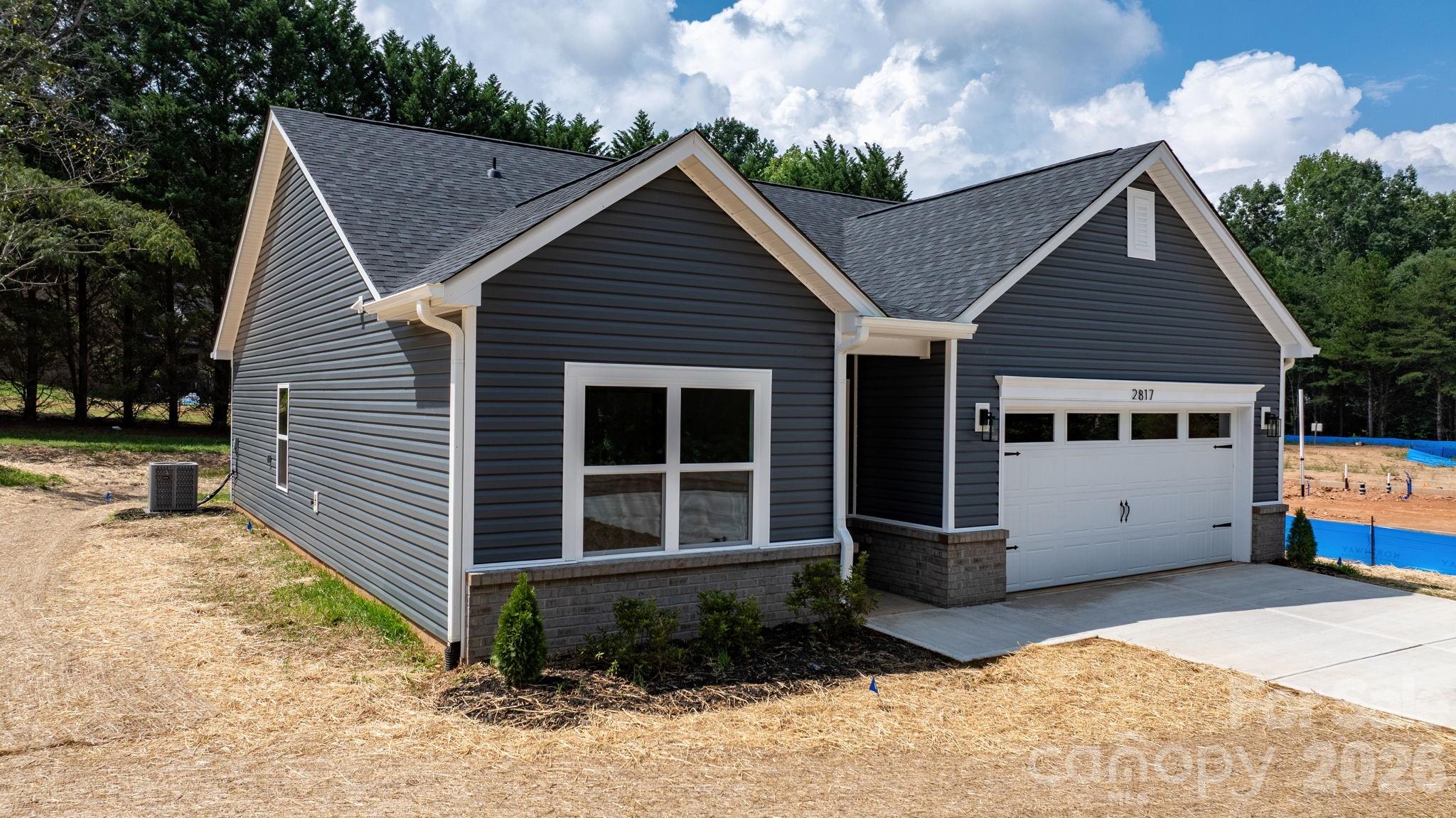 2827 17th Street Court NE #3 — Hickory