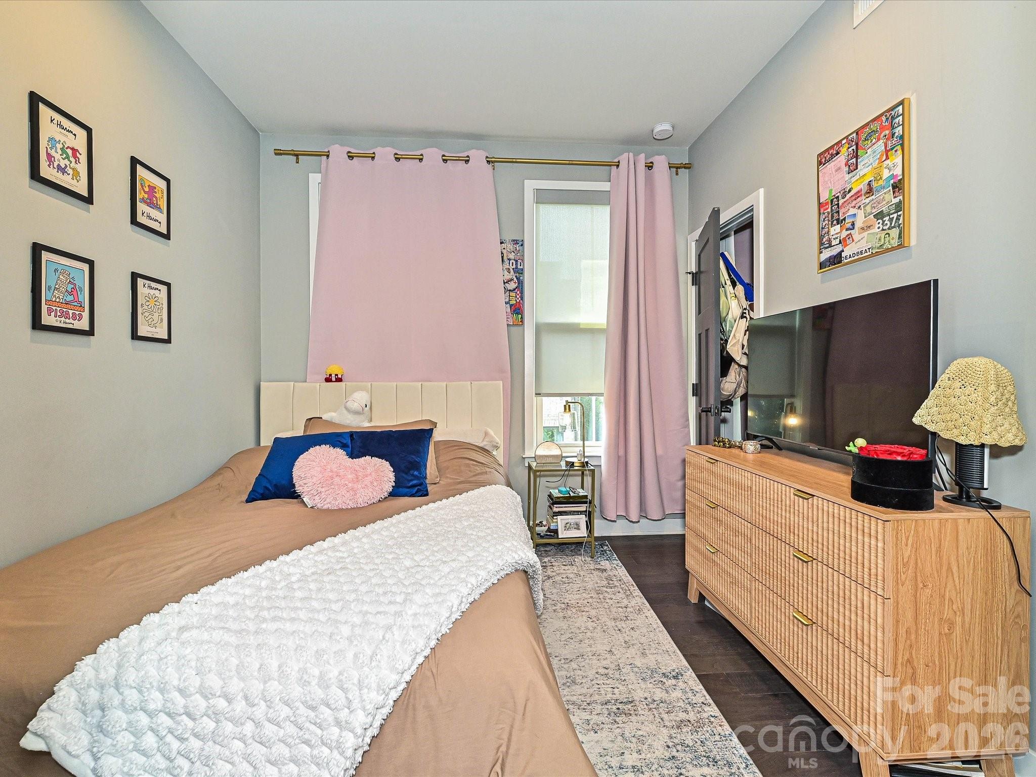 143 Music Hall Way — Charlotte