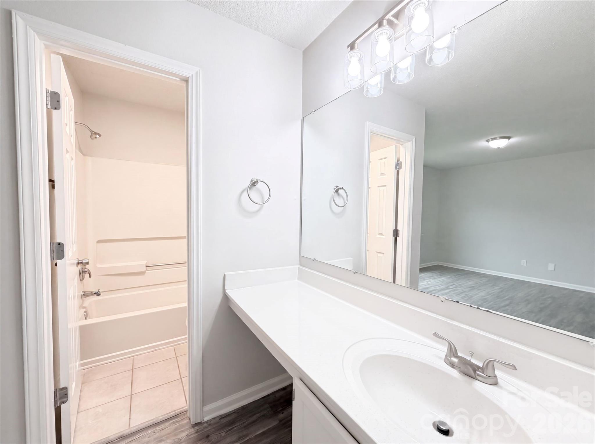 8822 Hunter Green Lane — Charlotte