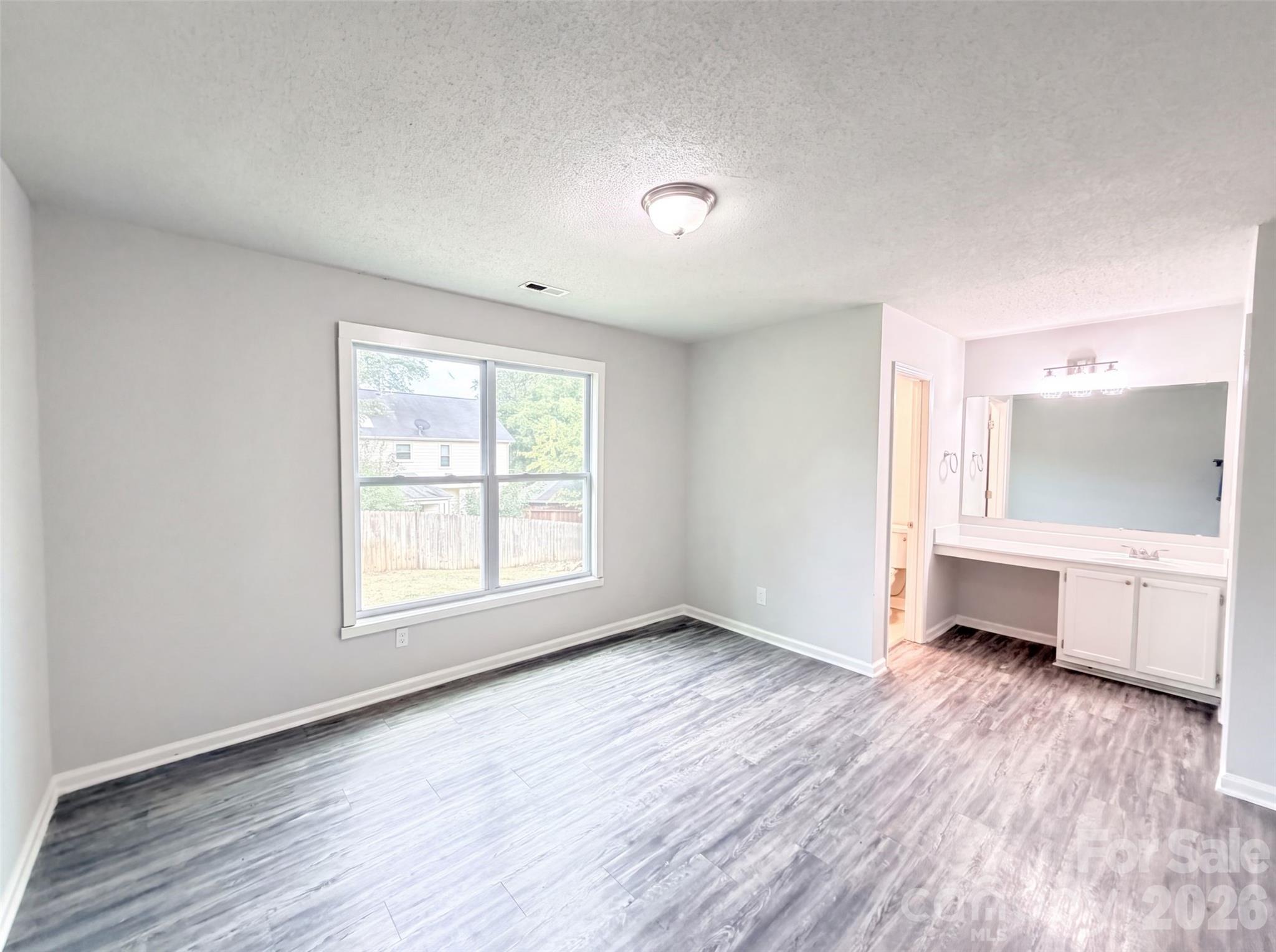 8822 Hunter Green Lane — Charlotte