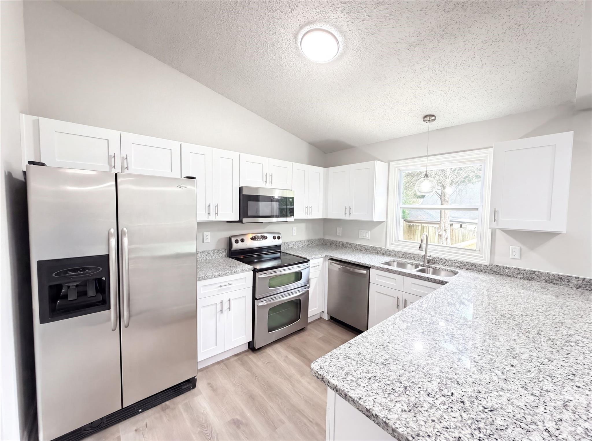 8822 Hunter Green Lane — Charlotte
