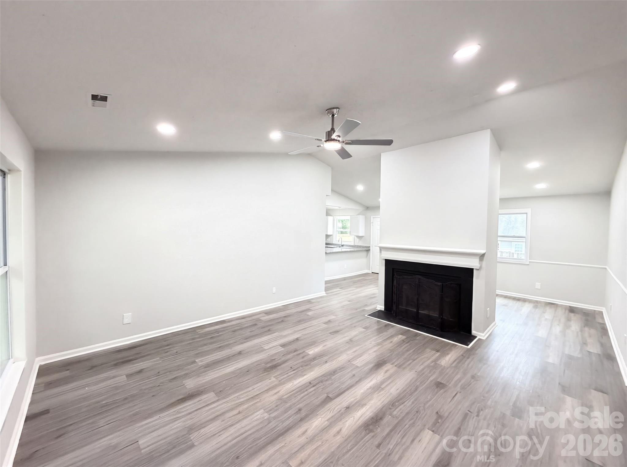 8822 Hunter Green Lane — Charlotte