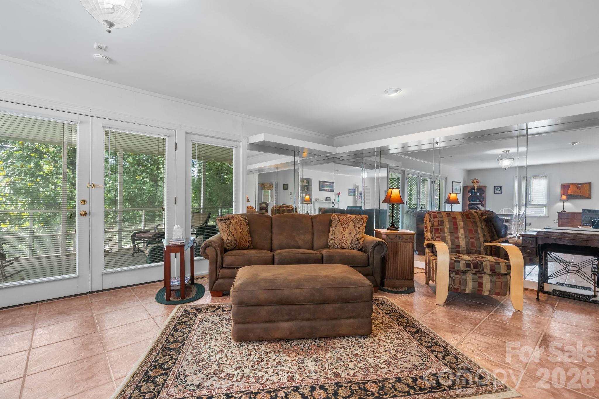 219 West Park Drive — Morganton