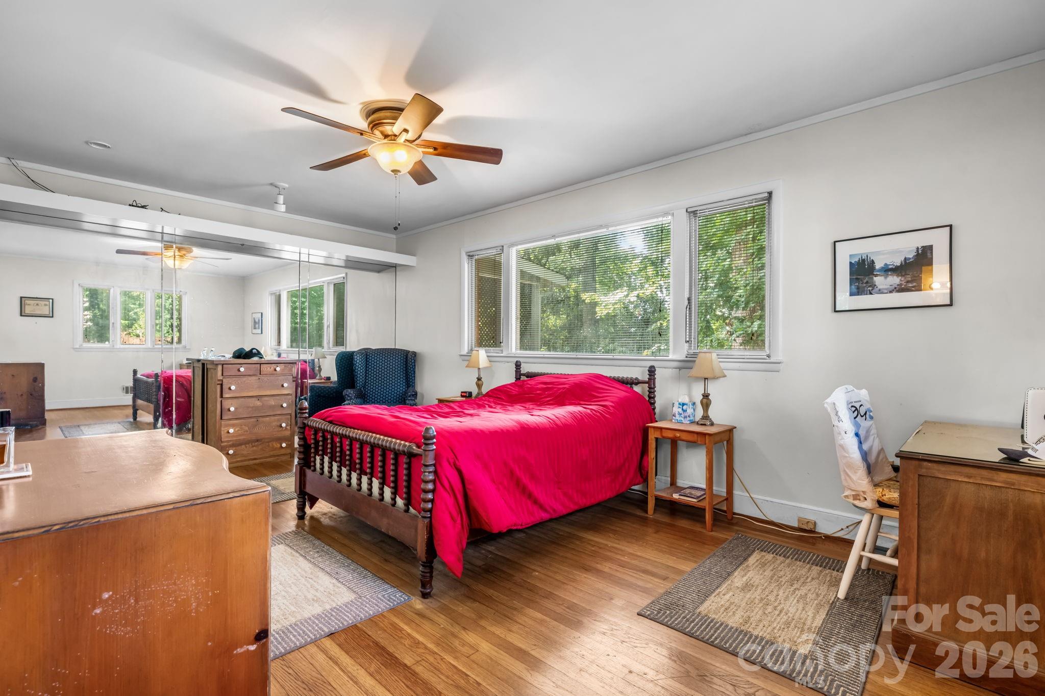 219 West Park Drive — Morganton