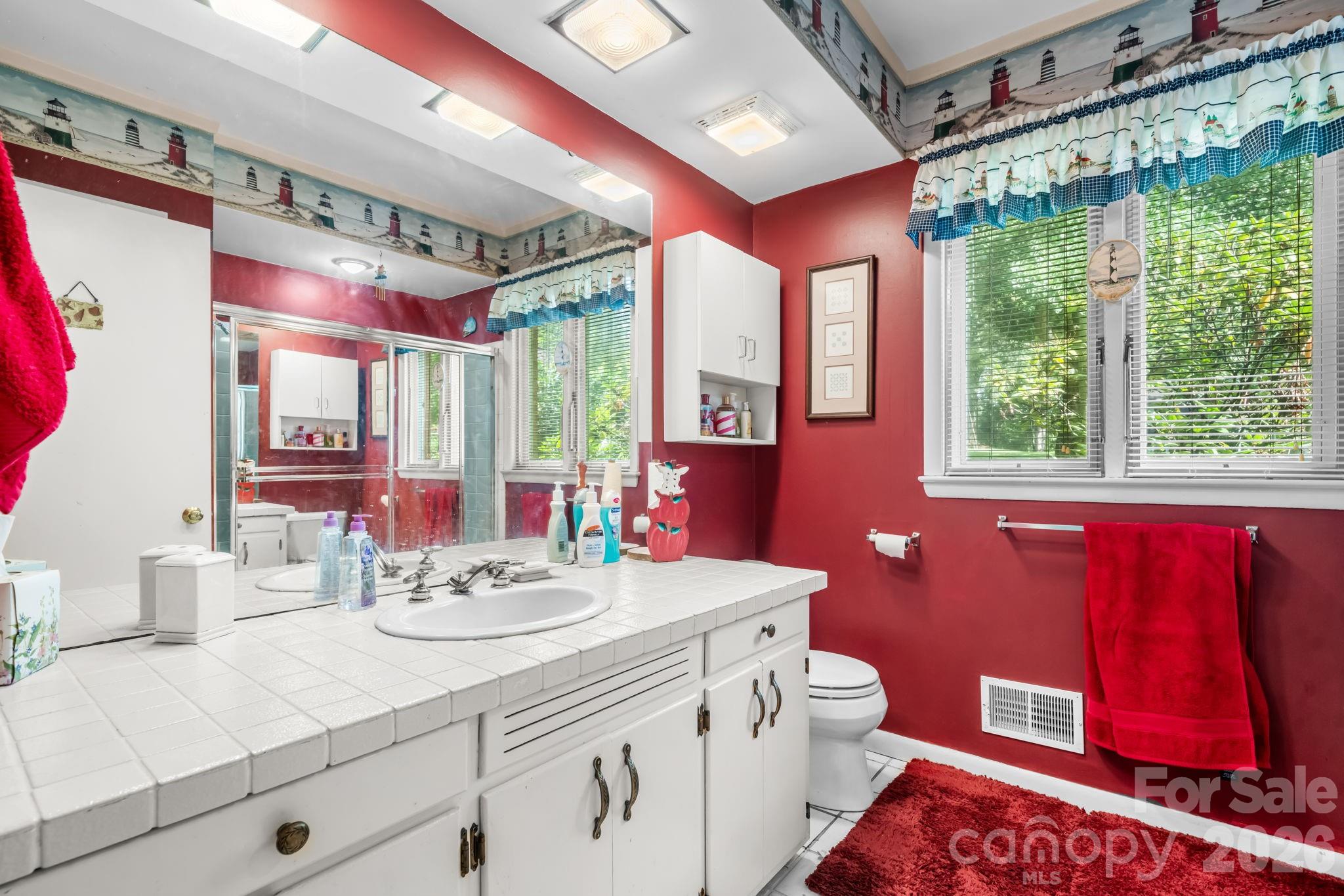 219 West Park Drive — Morganton