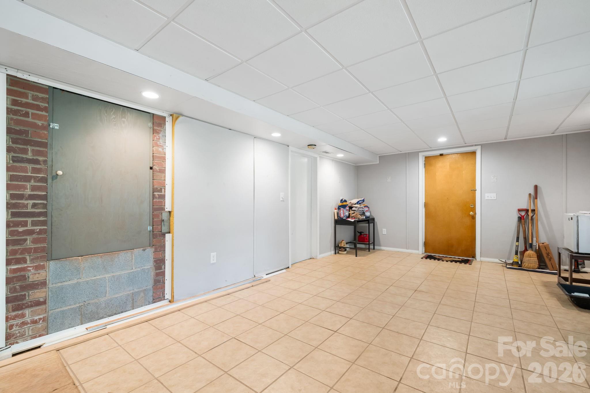 219 West Park Drive — Morganton