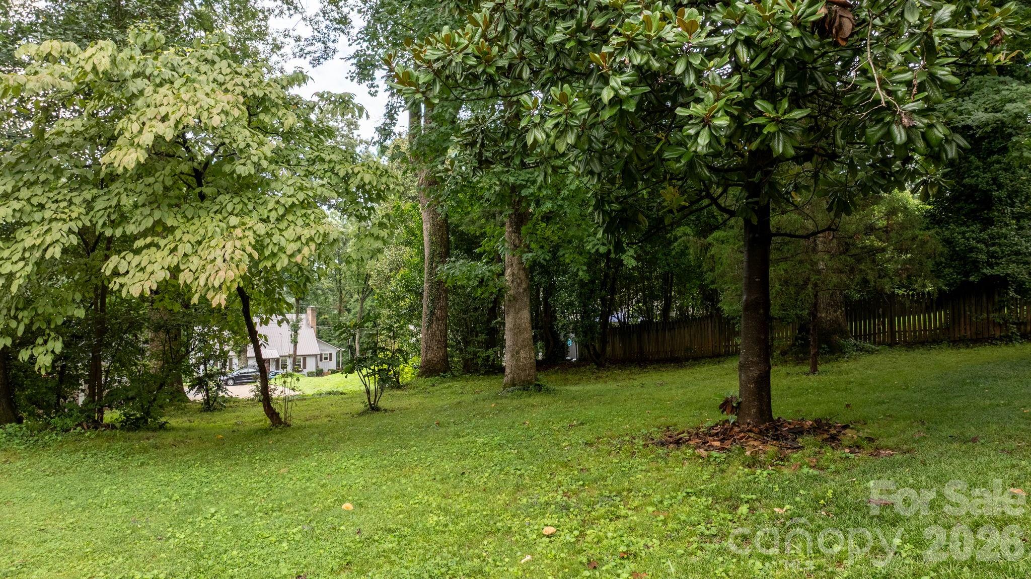 219 West Park Drive — Morganton