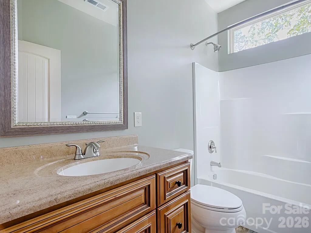 17410 Green Hill Road — Charlotte