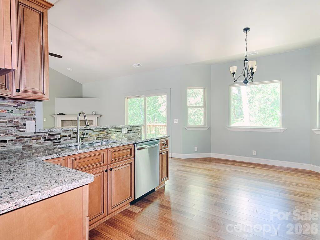 17410 Green Hill Road — Charlotte