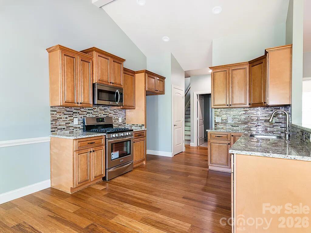 17410 Green Hill Road — Charlotte