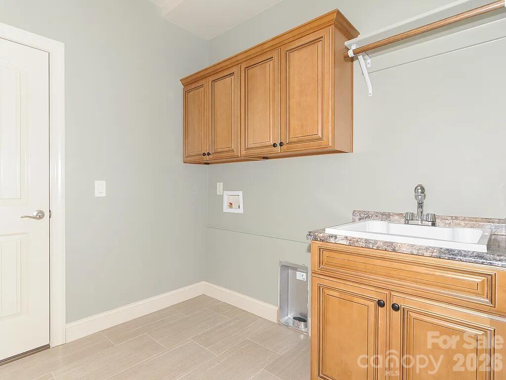 17410 Green Hill Road — Charlotte
