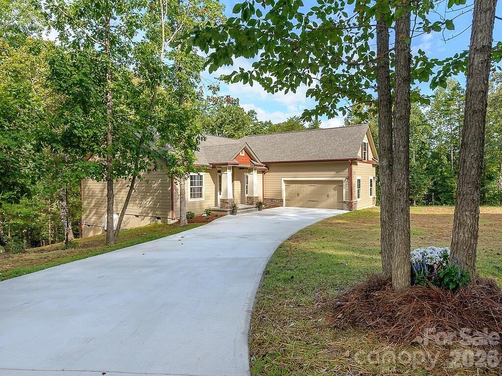 17410 Green Hill Road — Charlotte