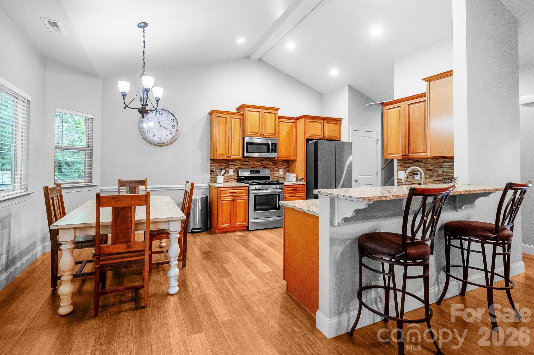 17410 Green Hill Road — Charlotte