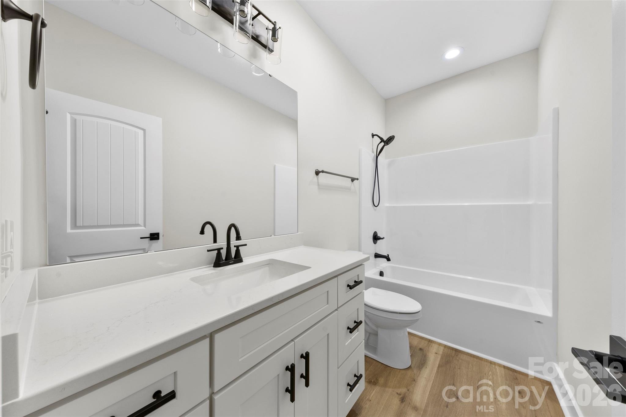 105 Darvee Road — Blacksburg