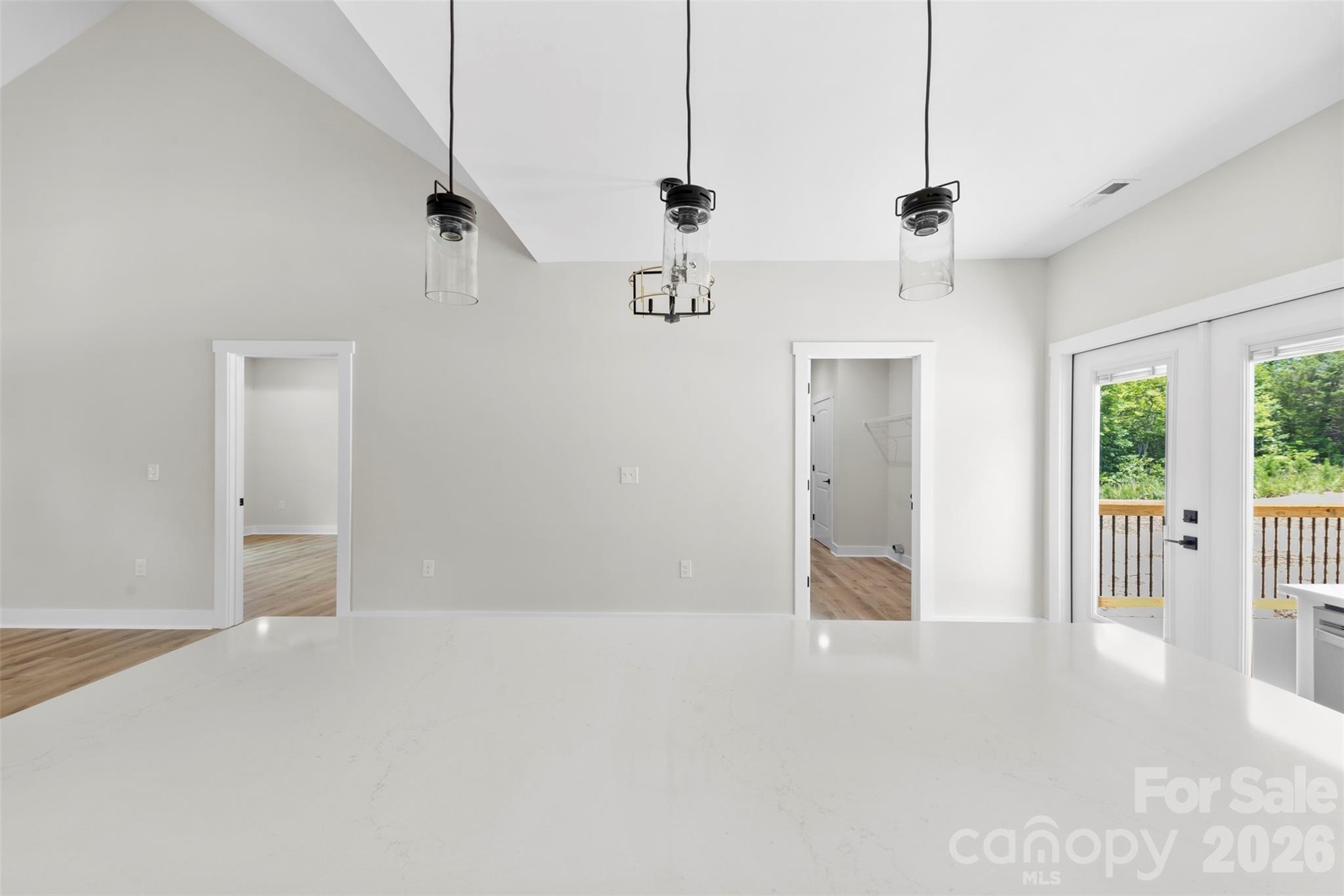105 Darvee Road — Blacksburg