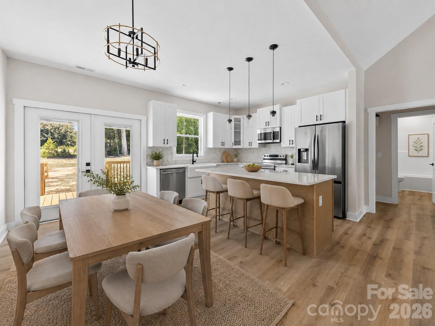 105 Darvee Road — Blacksburg