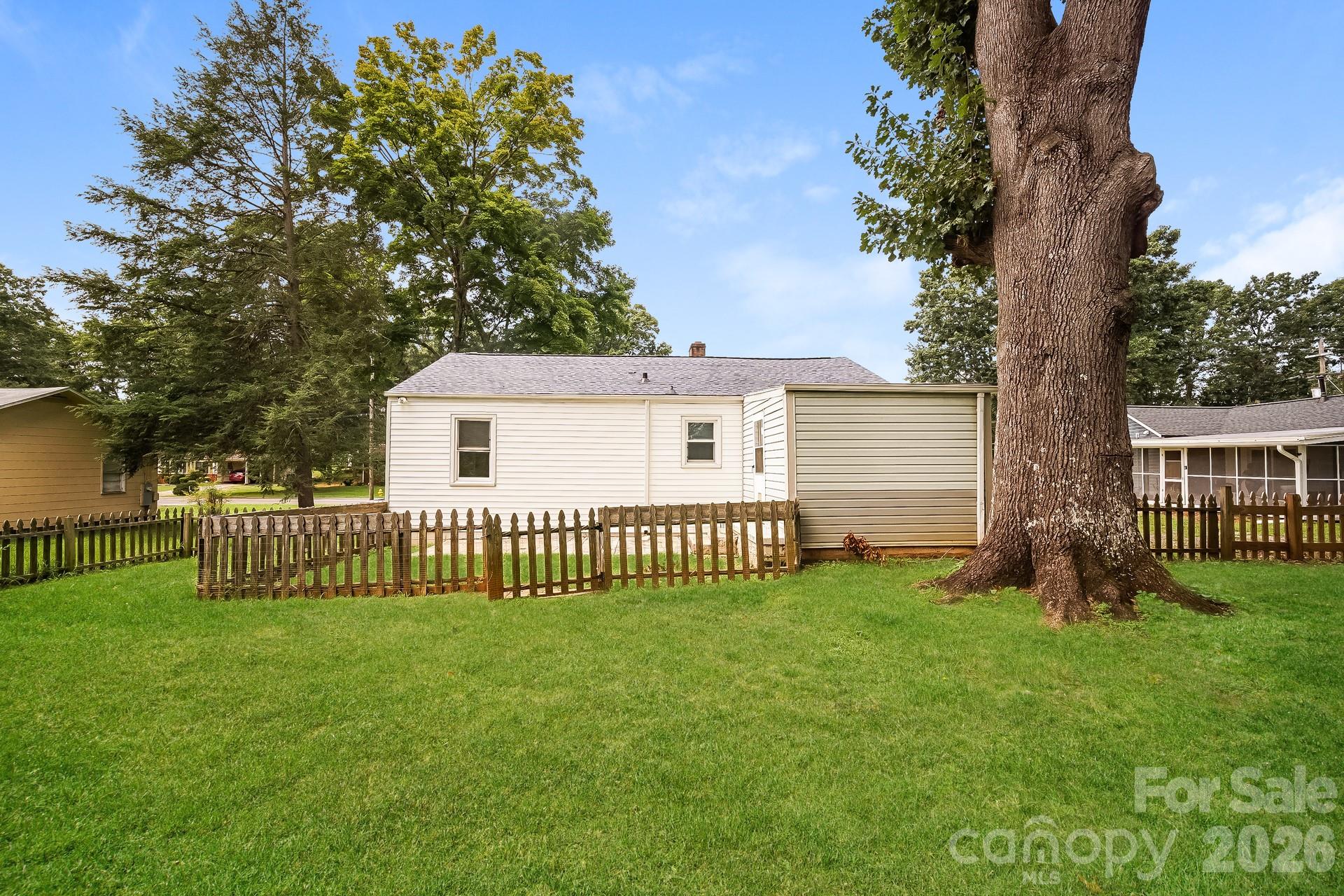 309 Eastside Drive — Statesville